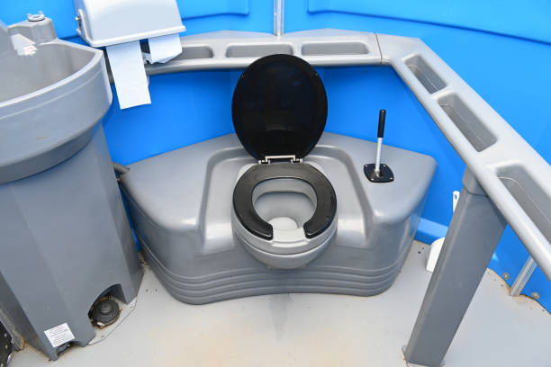 Portable bathroom rental in Falcon Heights, MN